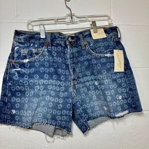 Universal Thread Women's Mid-Rise 90s Baggy Embroidered Floral Print Denim Short